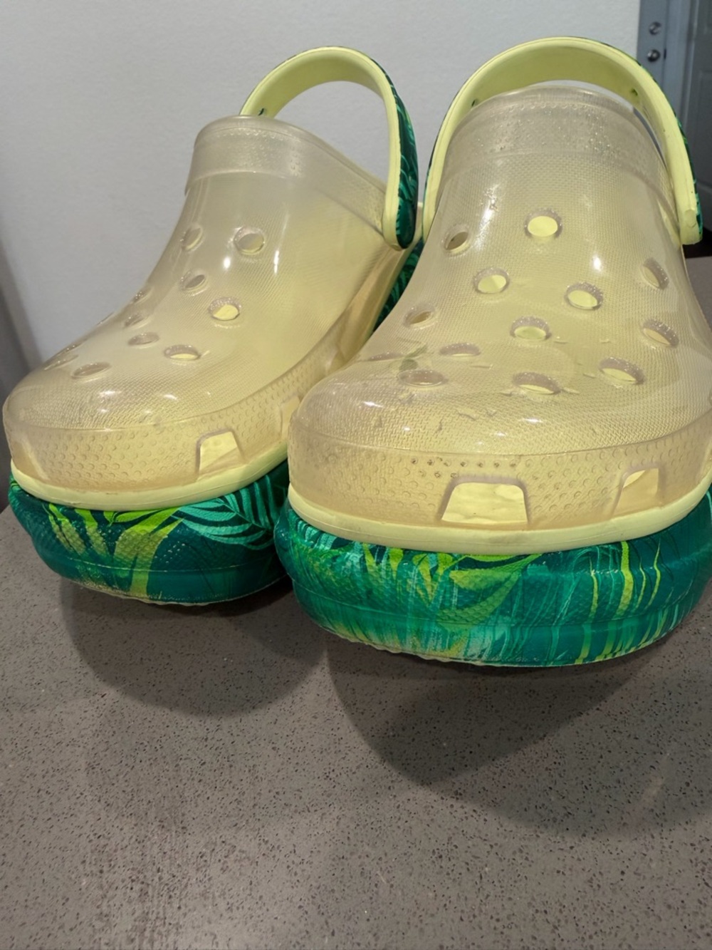 CROCS Translucent Lemon Clog with Green Accent